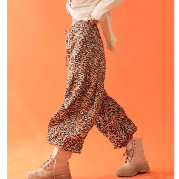 Free People Movement Zephyr Funky Print Balloon Baggy Drawstring Pants - Picture 3 of 9